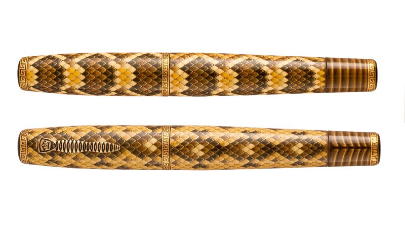 Rattlesnake Snake Pen